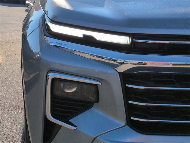 Used 2025 Chevrolet Traverse LT image 9