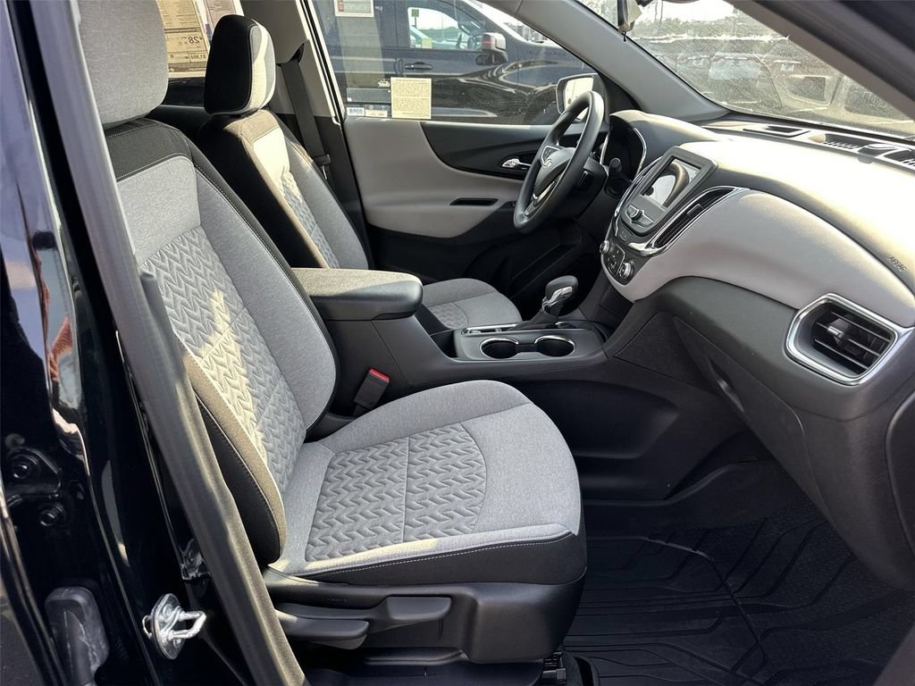Certified 2024 Chevrolet Equinox LS w/ LS Convenience Package FWD image 20