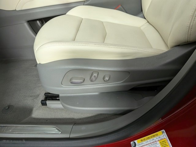 Certified 2023 Cadillac XT5 Premium Luxury w/ LPO, Floor Liner Package image 21
