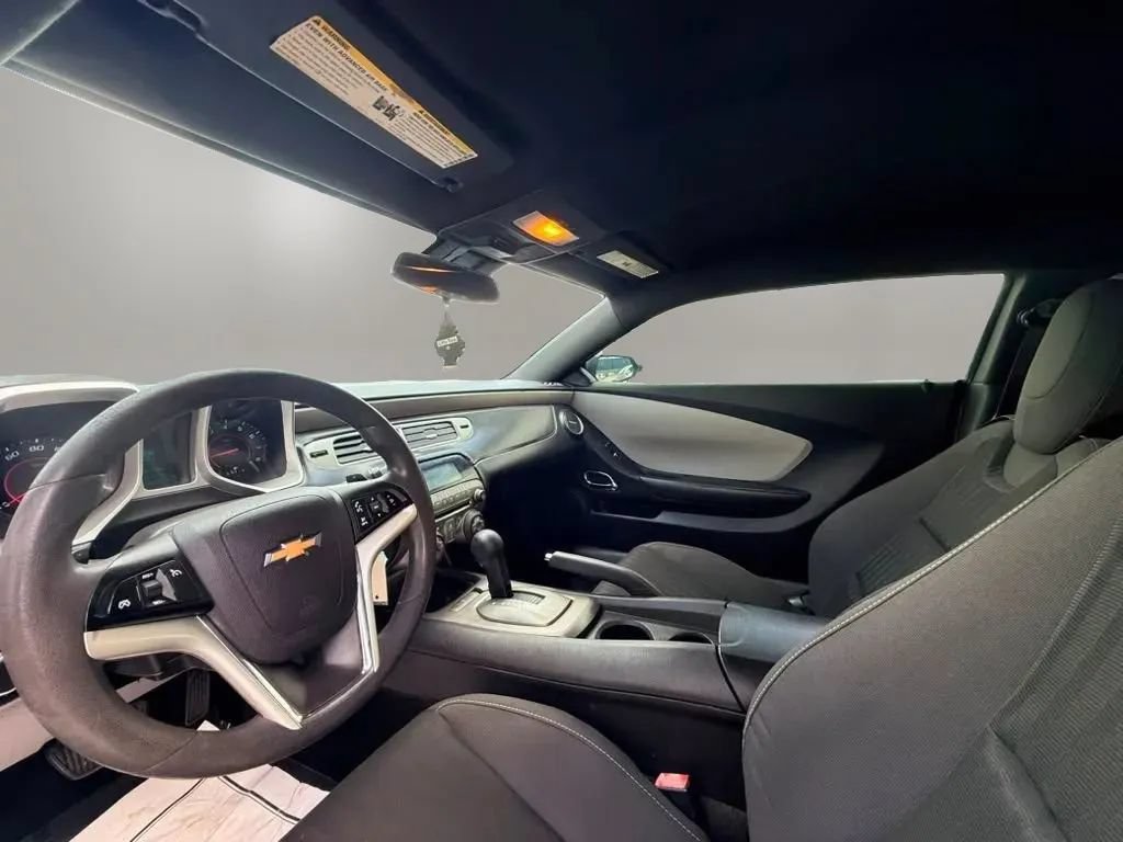 Used 2015 Chevrolet Camaro LS RWD image 8