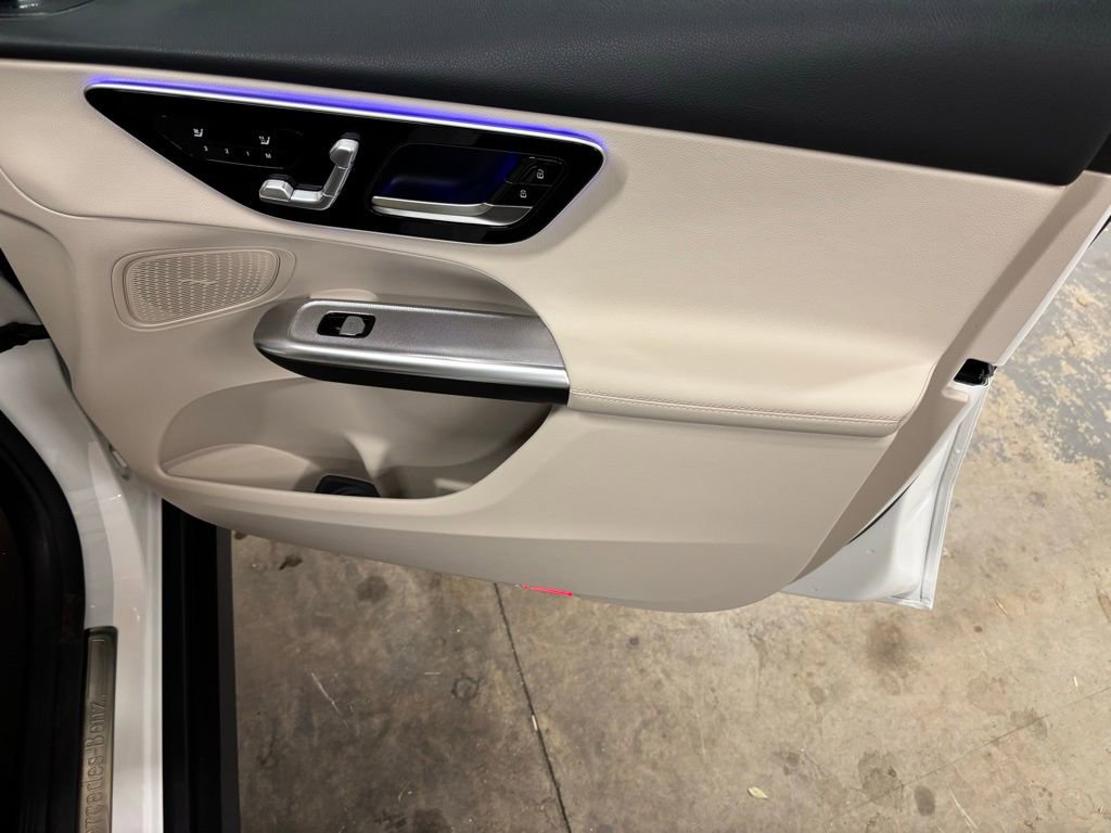 Certified 2026 Mercedes-Benz GLC 300 image 23