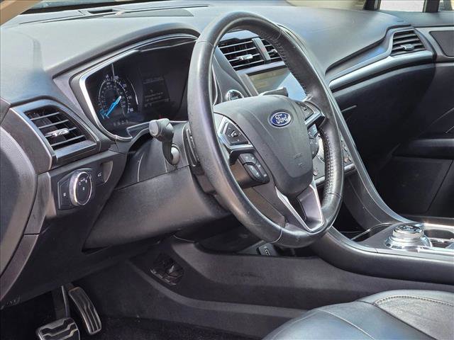 Used 2018 Ford Fusion Titanium AWD/4WD image 10