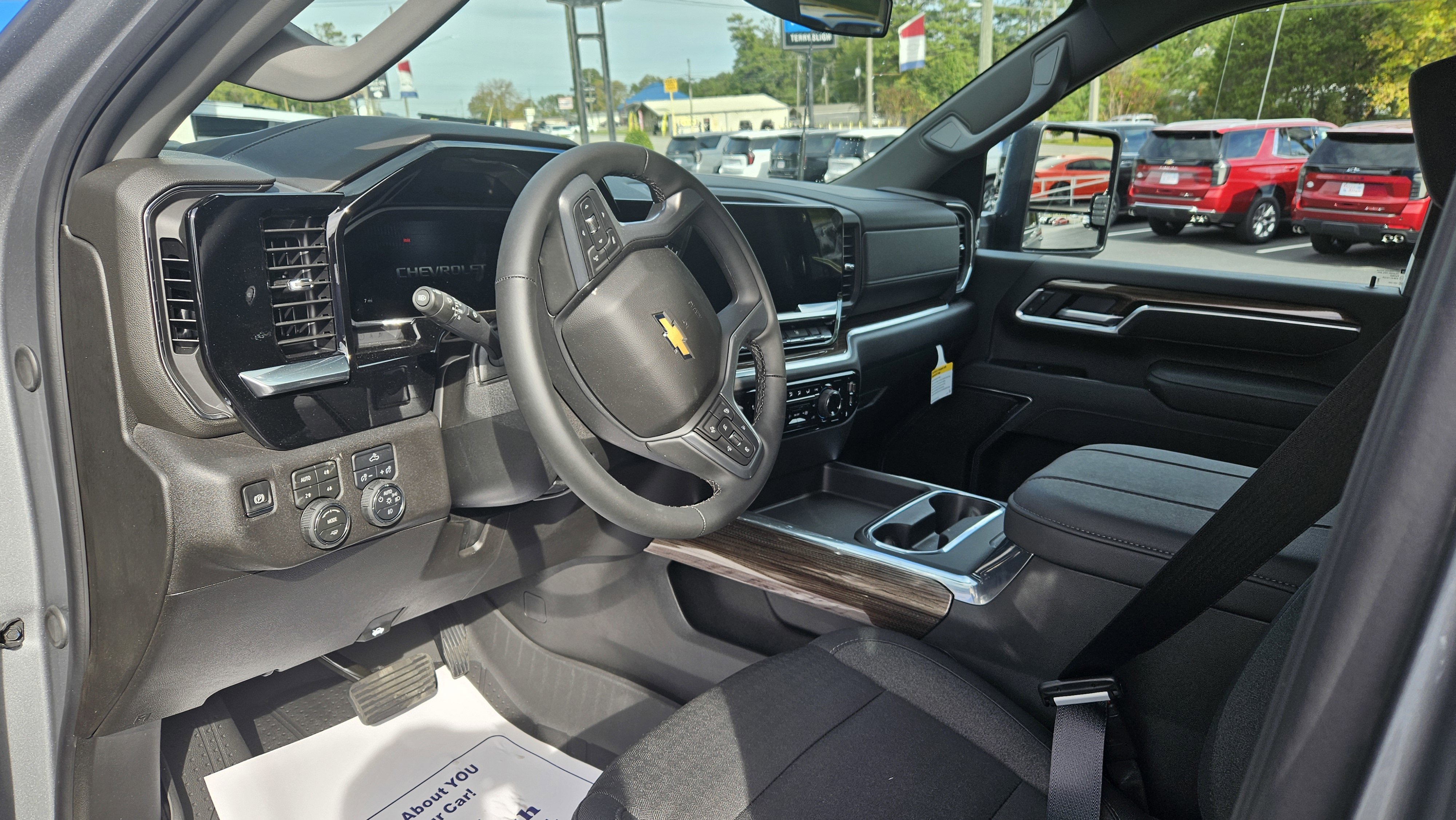 New 2026 Chevrolet Silverado 3500 LT w/ Convenience Package image 6