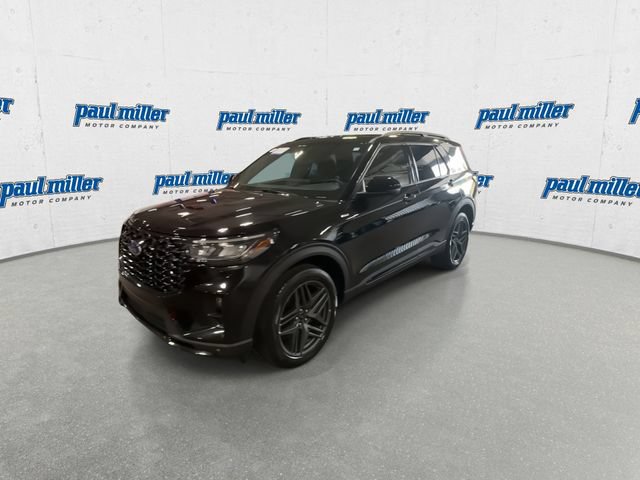 Certified 2025 Ford Explorer ST-Line w/ ST-Line Street Pack AWD/4WD image 8