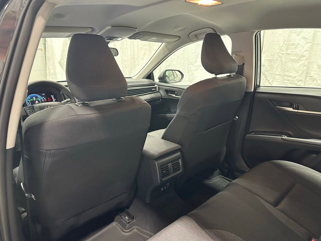 Used 2026 Toyota Camry LE FWD image 48