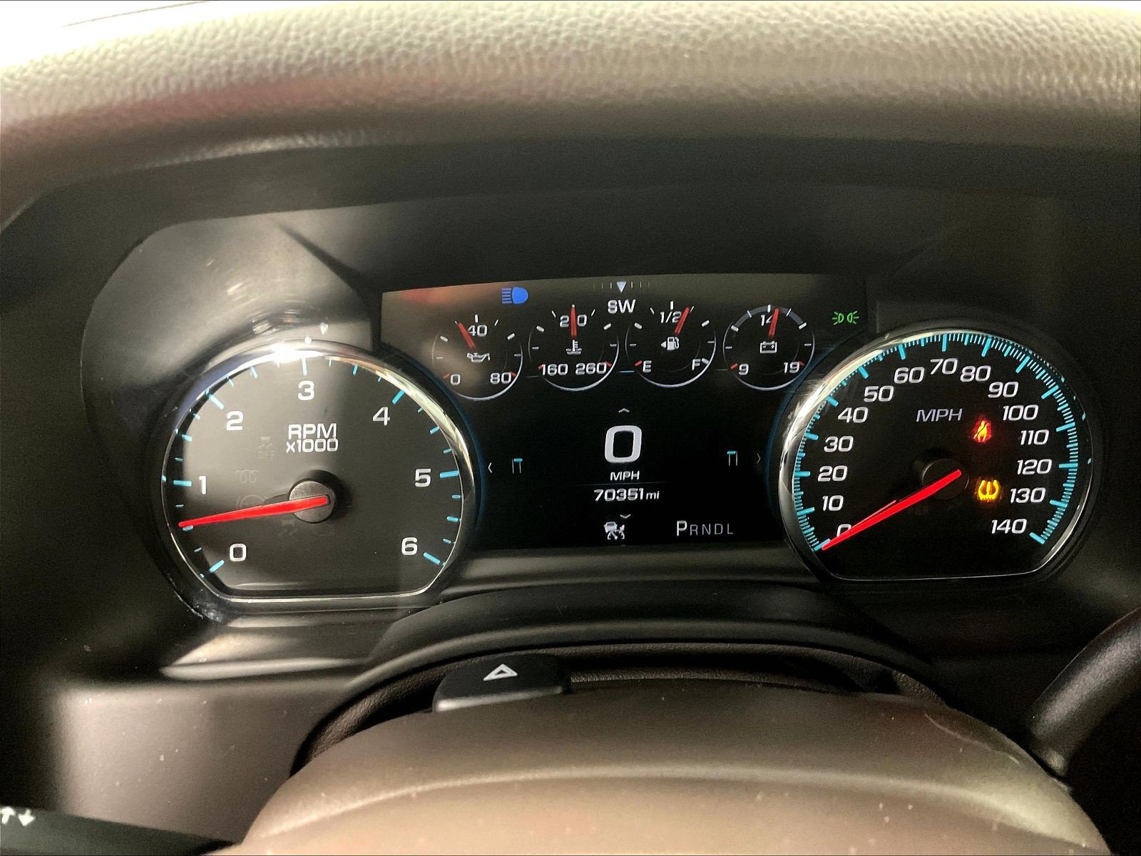 Used 2019 Chevrolet Tahoe Premier AWD/4WD image 13