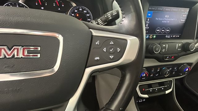 Used 2022 GMC Terrain SLT FWD image 17