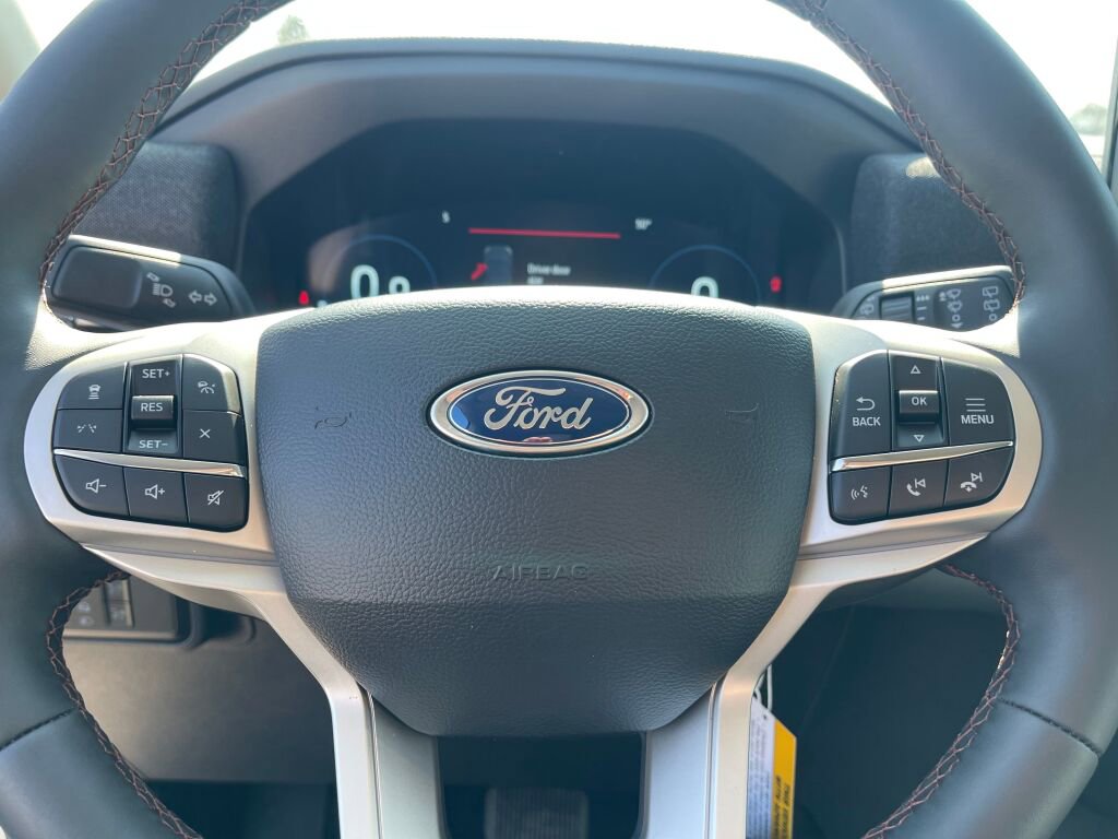 New 2026 Ford Explorer Active w/ Active Comfort Package image 11