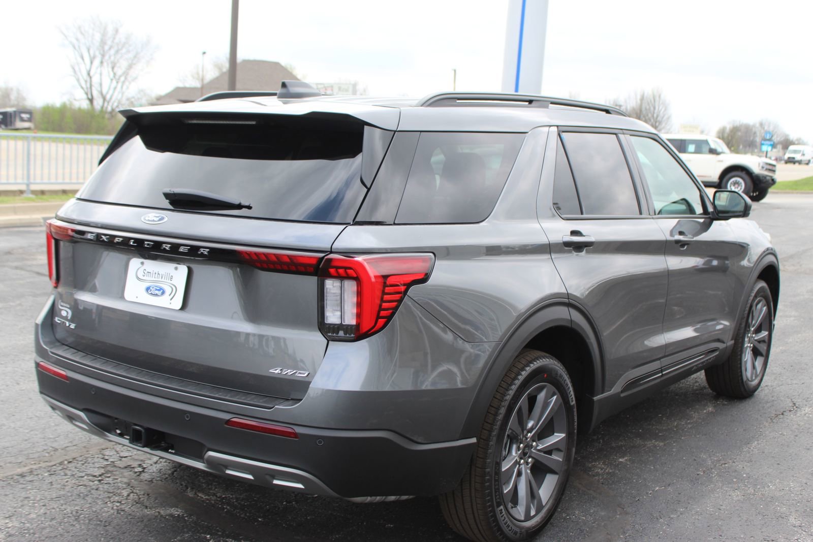 New 2026 Ford Explorer Active image 6