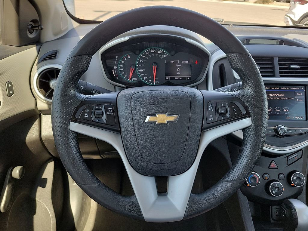 Used 2020 Chevrolet Sonic LT image 24