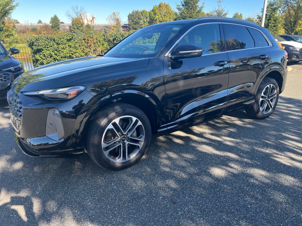 Used 2025 Audi Q5 Premium