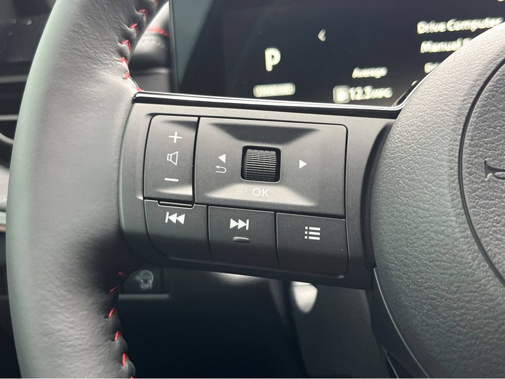 New 2025 Nissan Kicks SR FWD image 20