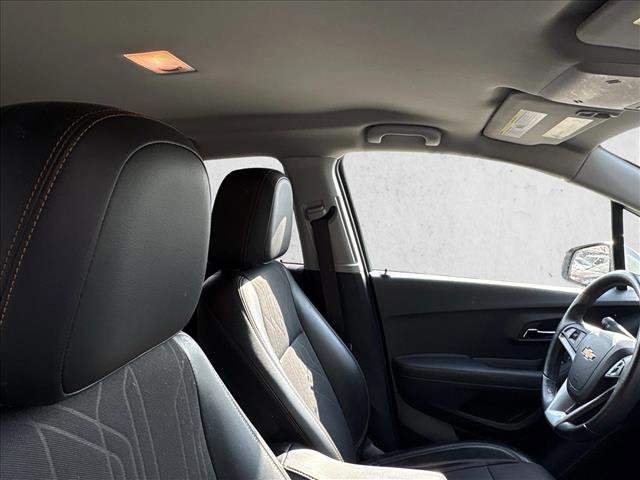 Used 2017 Chevrolet Trax LT w/ LT Convenience Package image 22