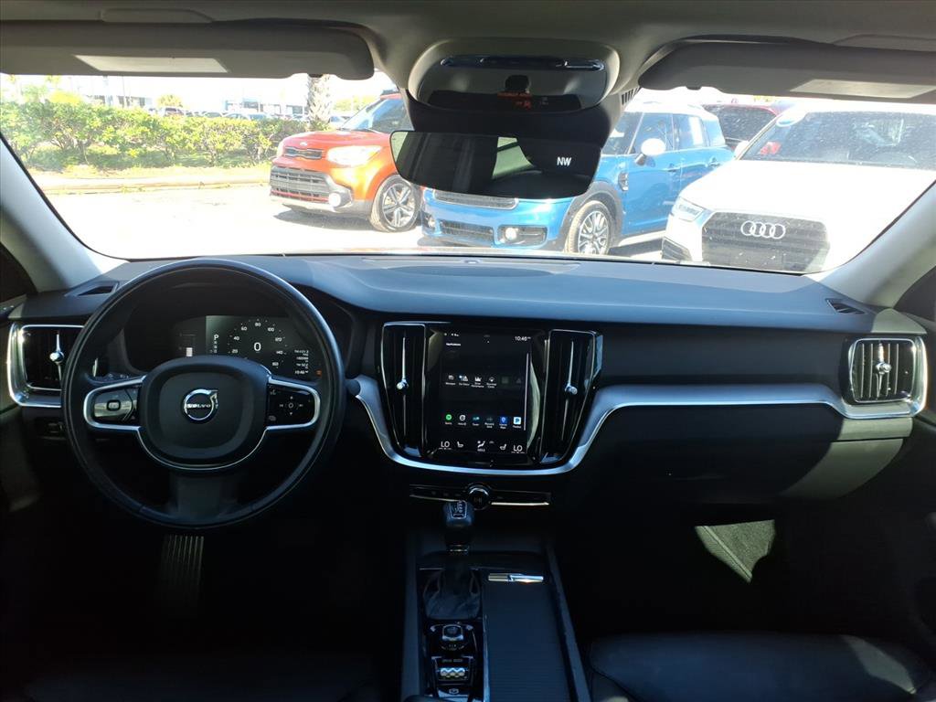 Used 2019 Volvo S60 T6 Momentum w/ Premium Package image 21