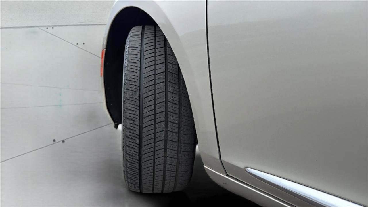 Used 2015 Cadillac XTS Luxury image 30