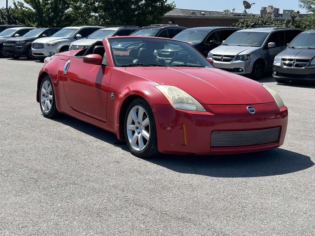 Used 2005 Nissan 350Z Touring RWD image 26