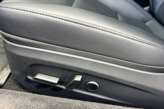 Used 2025 Tesla Model 3 Long Range RWD image 13