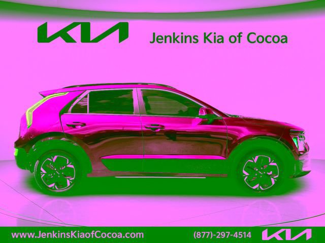 New 2026 Kia Niro Wind FWD image 3