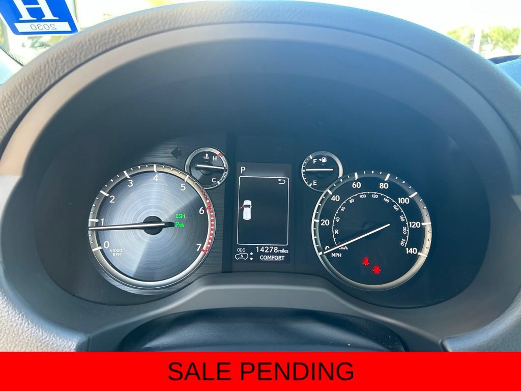 Certified 2023 Lexus GX 460 Luxury w/ Accessory Package AWD/4WD image 22