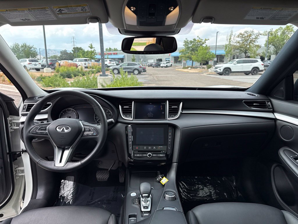 Used 2021 INFINITI QX50 Luxe w/ Cargo Package AWD/4WD image 12