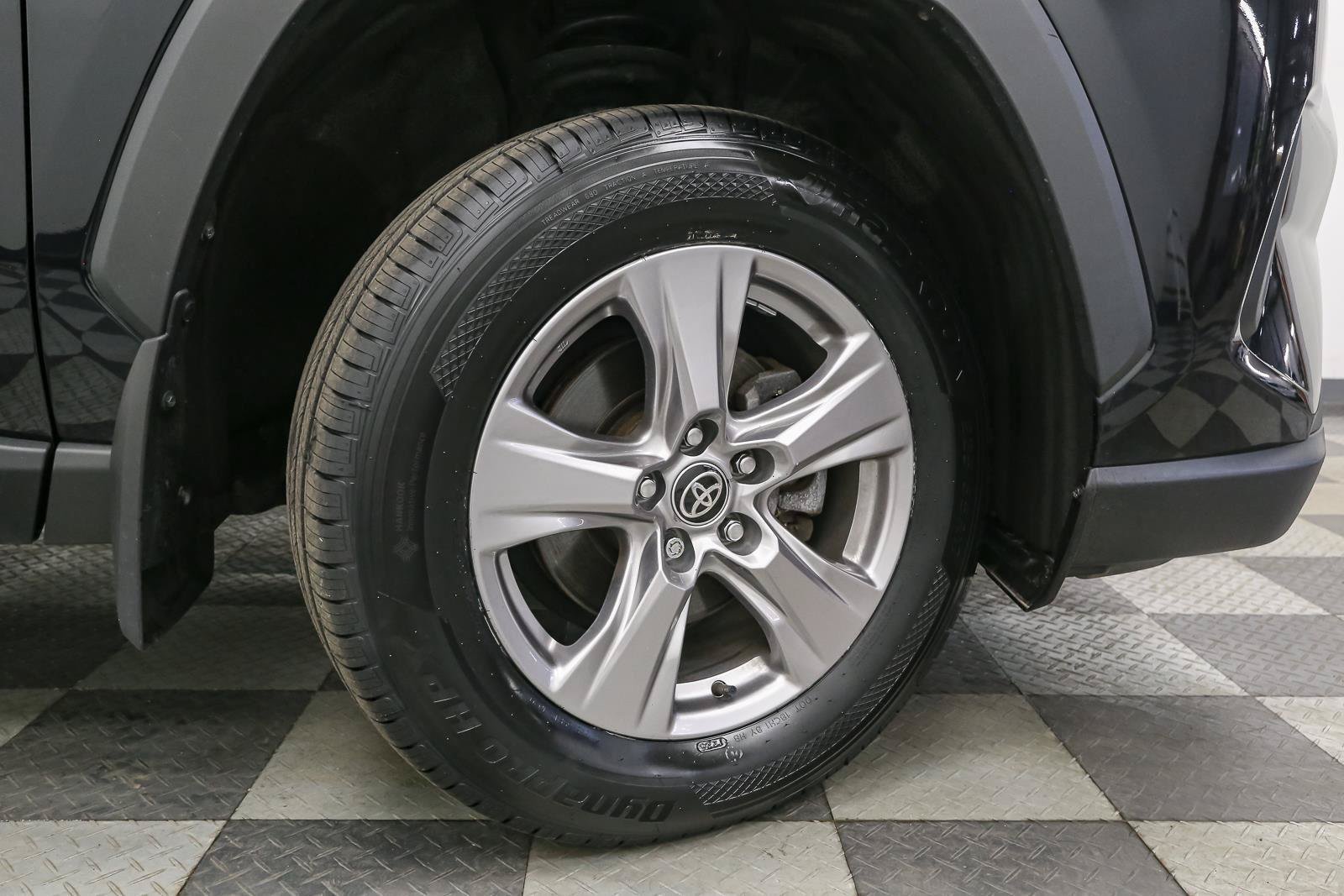 Used 2023 Toyota RAV4 XLE w/ Convenience Package AWD/4WD image 16