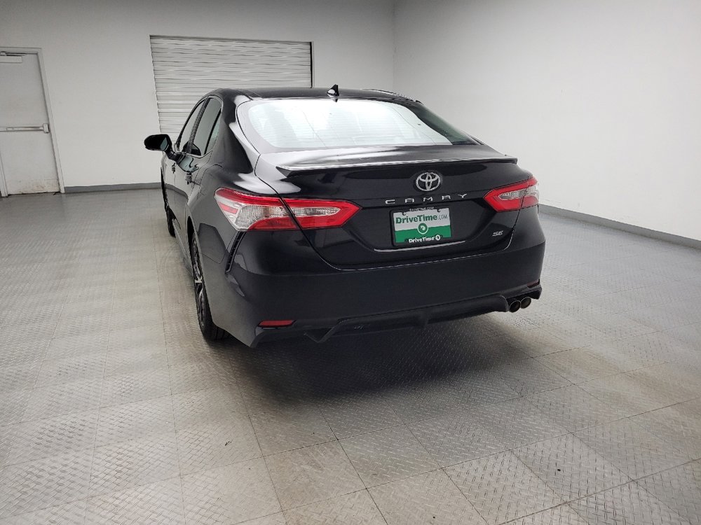 Used 2020 Toyota Camry SE image 6
