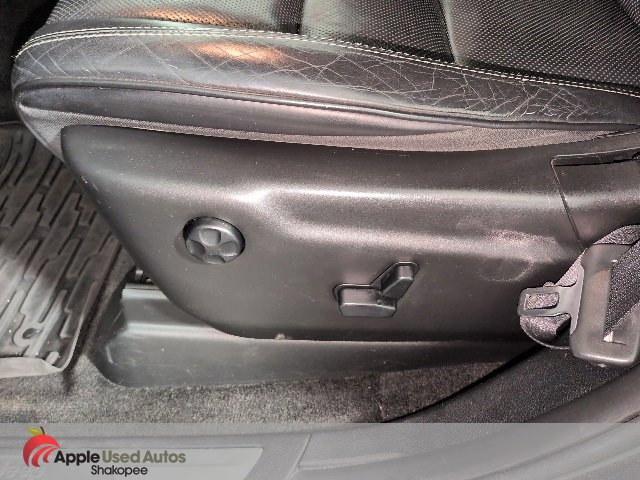 Used 2015 Jeep Grand Cherokee Overland image 16