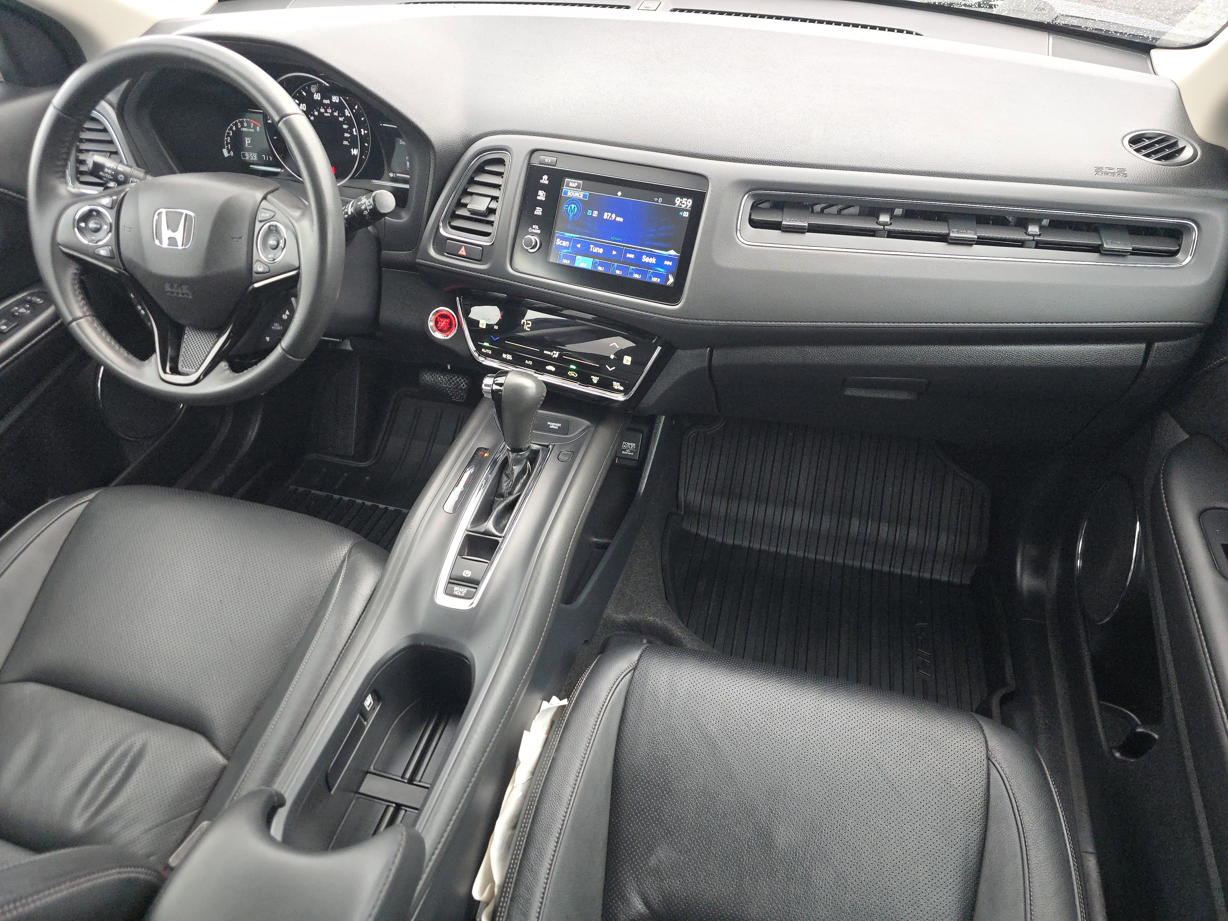 Used 2020 Honda HR-V Touring image 18