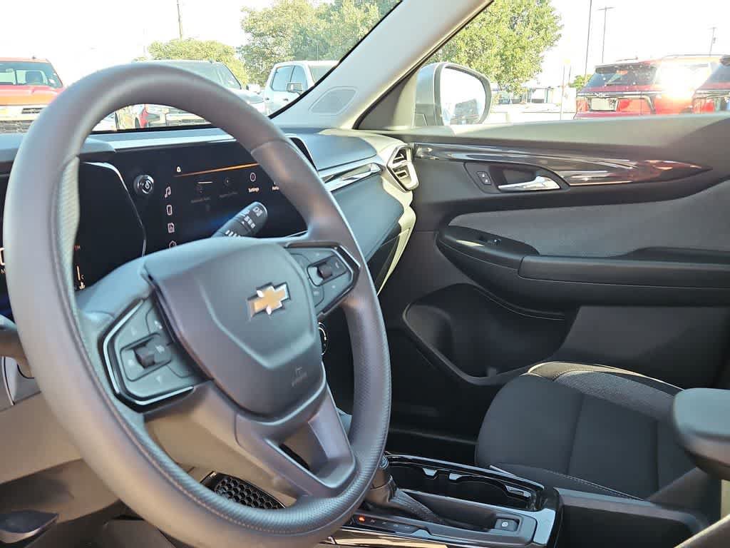 Used 2026 Chevrolet TrailBlazer LT FWD image 10