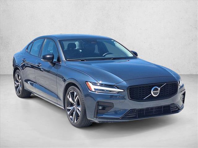 Used 2024 Volvo S60 B5 Core FWD image 3