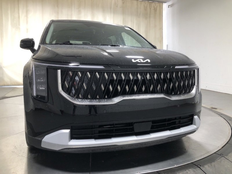 New 2026 Kia Carnival LXS image 2