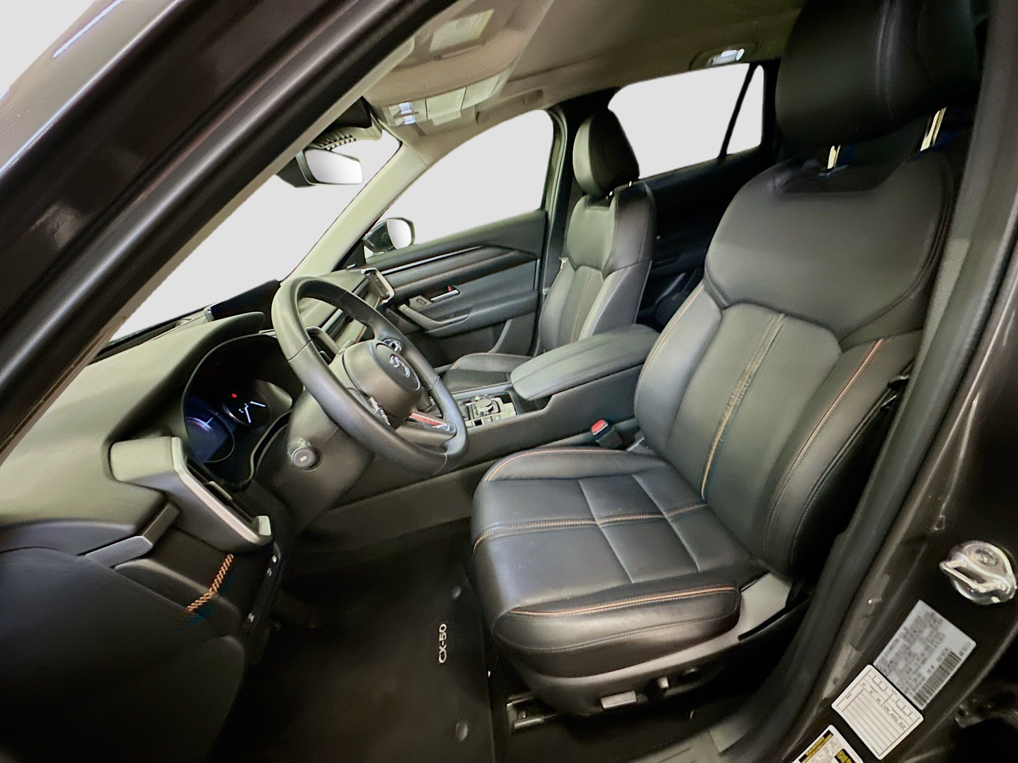 Used 2025 MAZDA CX-50 AWD 2.5 Hybrid w/ Premium Pkg image 13