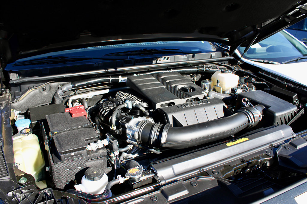 New 2025 Nissan Frontier PRO-4X w/ Pro Convenience Package image 16