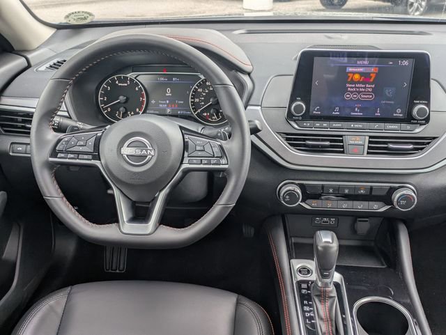 Used 2024 Nissan Altima 2.5 SR AWD/4WD image 30