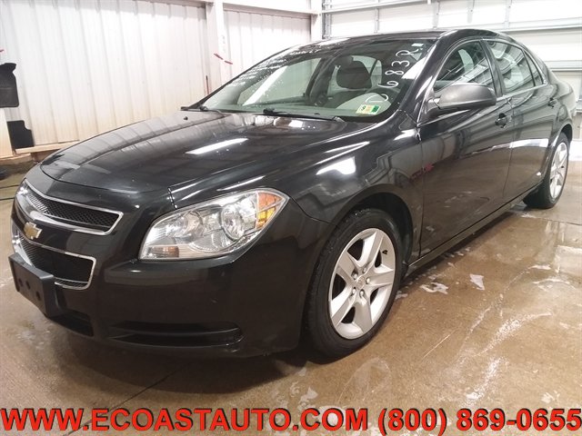 Used 2011 Chevrolet Malibu LS FWD image 2