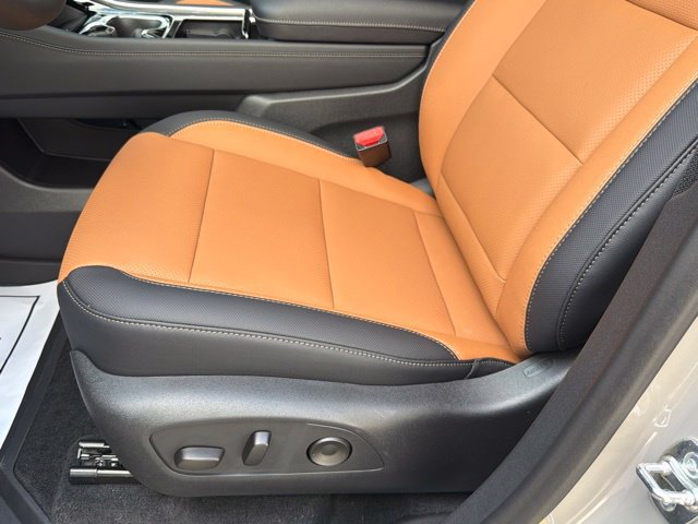New 2027 Chevrolet Traverse Z71 AWD/4WD image 26