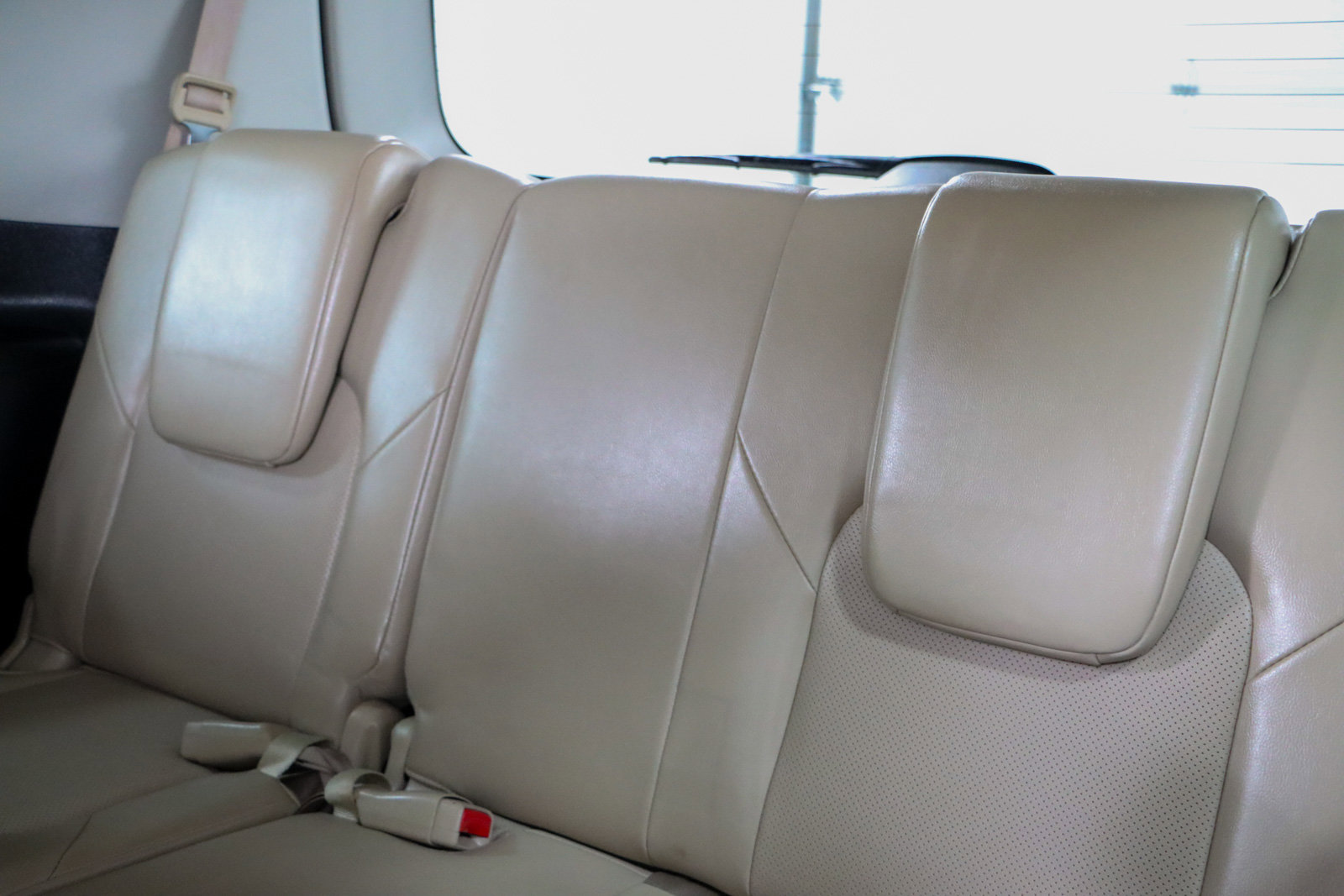 Used 2022 Nissan Armada SL w/ Captain's Chairs Package image 27