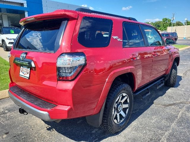 Used 2019 Toyota 4Runner TRD Off-Road AWD/4WD image 16