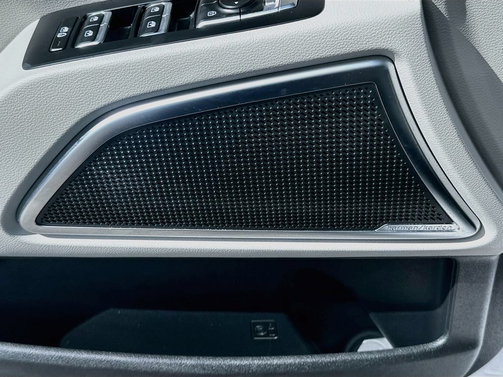 Certified 2024 Kia Telluride SX Prestige AWD/4WD image 19