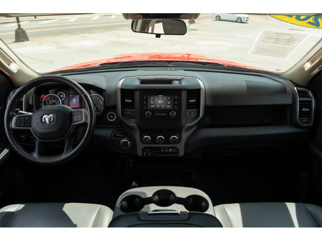 Used 2020 RAM 2500 Tradesman w/ Chrome Appearance Group image 33