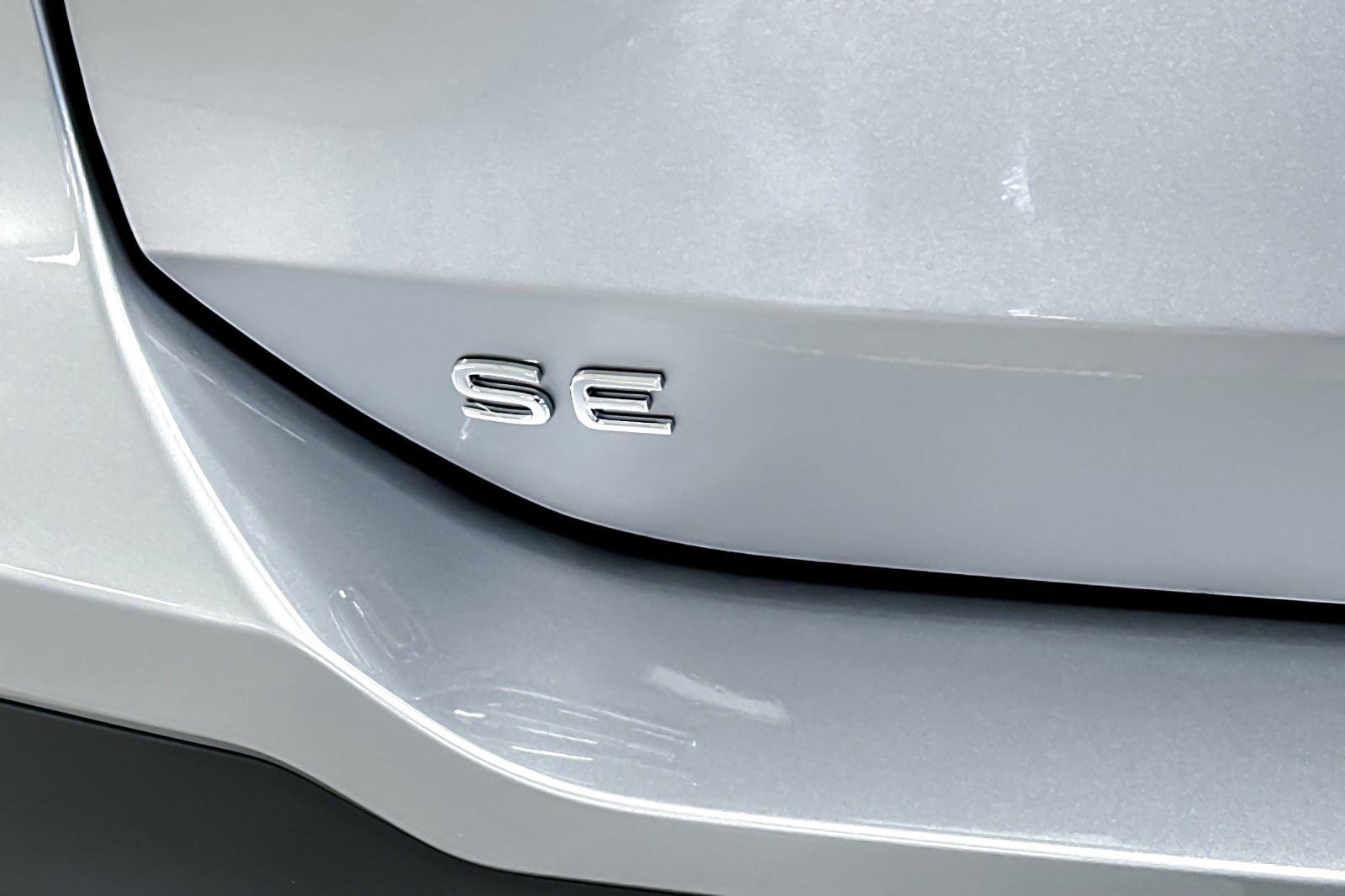 New 2026 Volkswagen Tiguan SE image 25