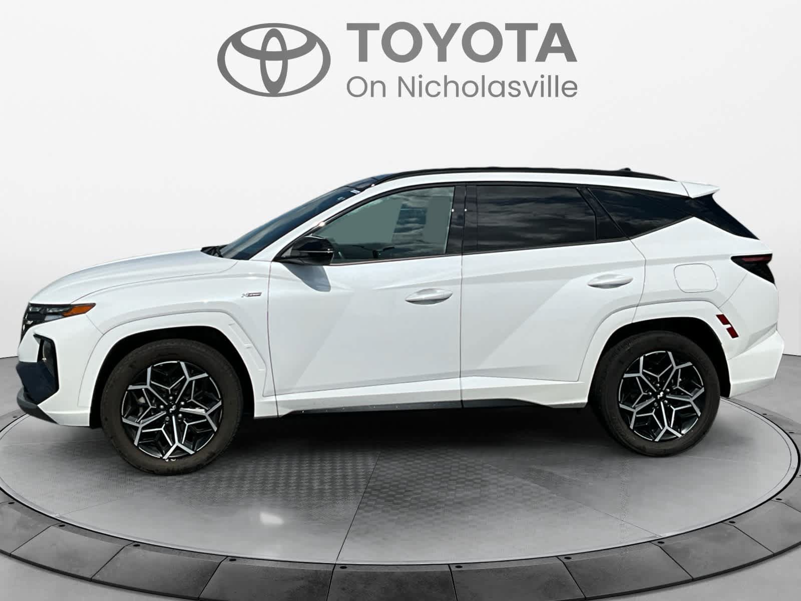 Used 2023 Hyundai Tucson N Line AWD/4WD image 2