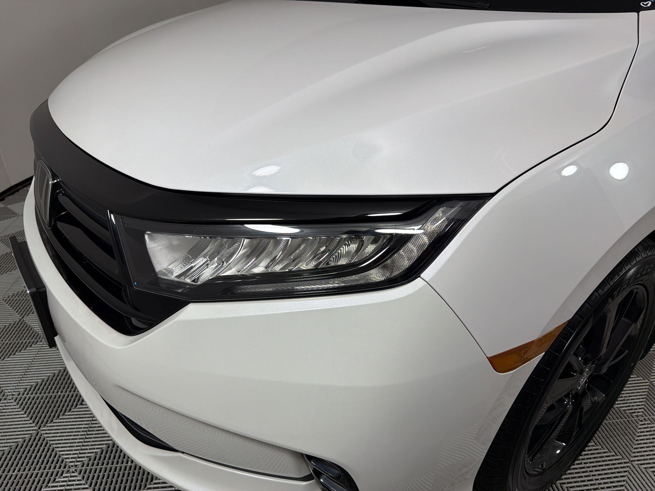 Used 2024 Honda Odyssey Sport image 11