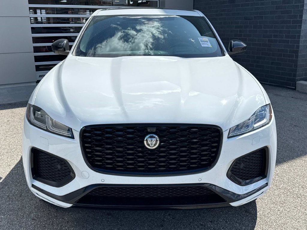 New 2026 Jaguar F-PACE R-Dynamic S AWD/4WD image 2