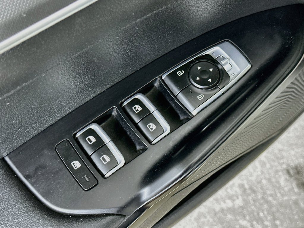 Used 2023 Kia K5 GT-Line w/ GT-Line Premium Package FWD image 22