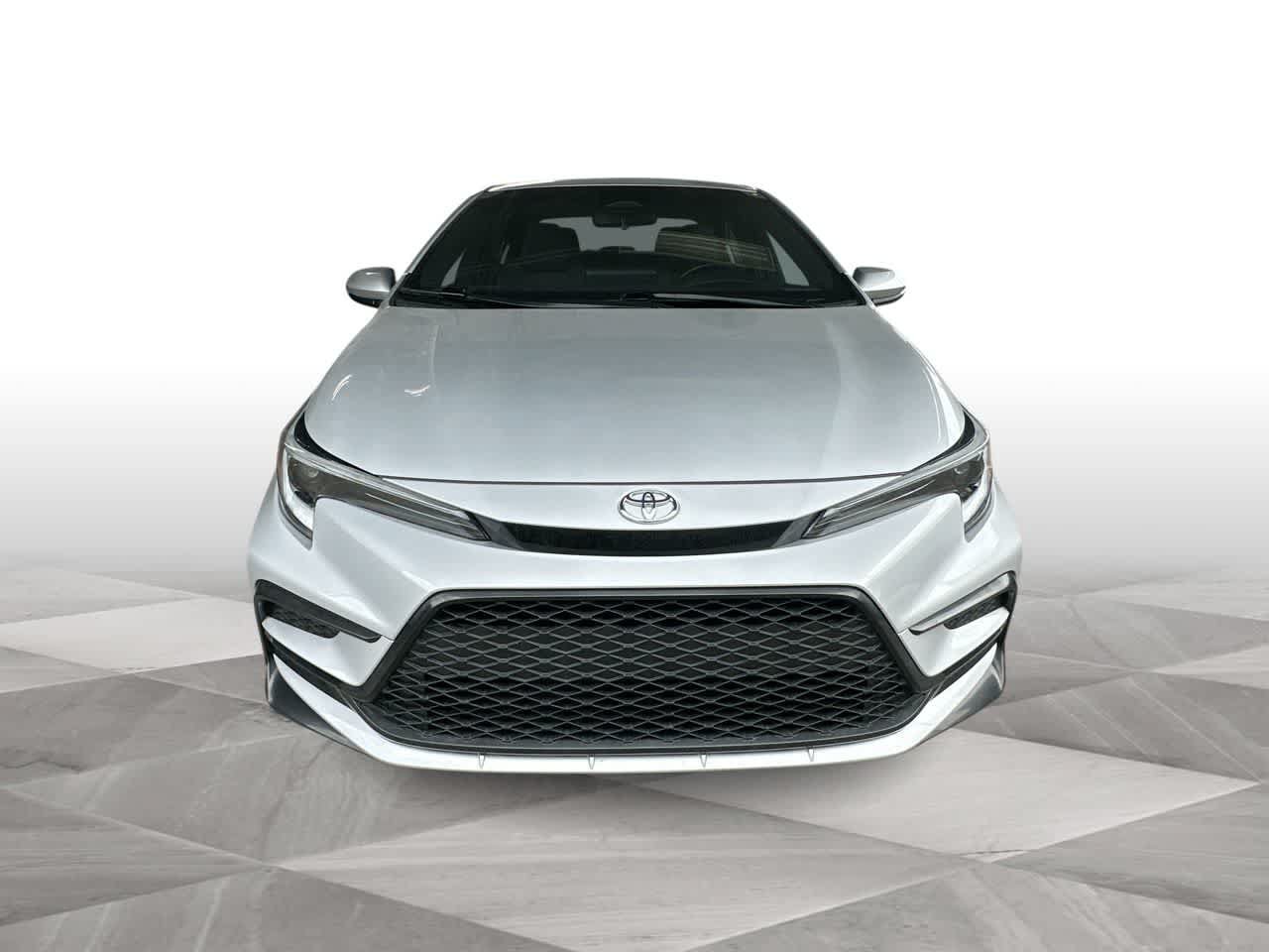 Used 2024 Toyota Corolla SE FWD image 3