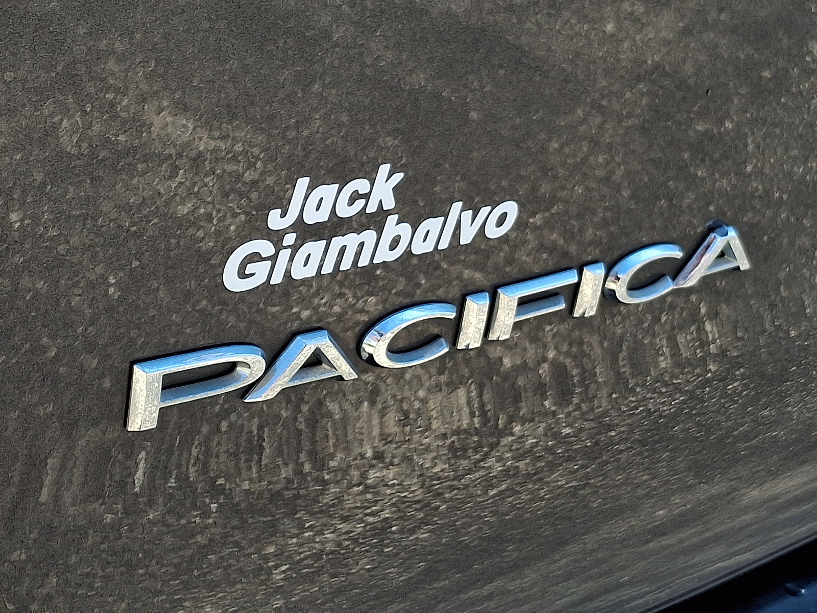 Certified 2023 Chrysler Pacifica Touring-L FWD image 32