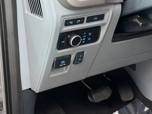 Used 2024 Ford F150 Lightning XLT AWD/4WD image 10