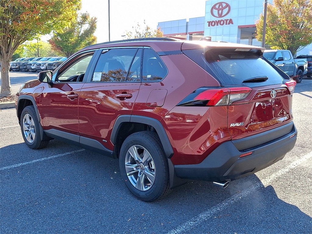New 2025 Toyota RAV4 XLE image 3
