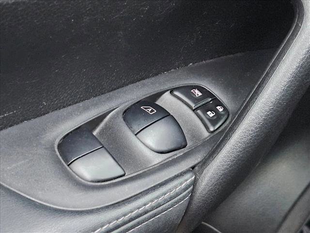 Used 2019 Nissan Rogue Sport SL w/ Premium Package image 6